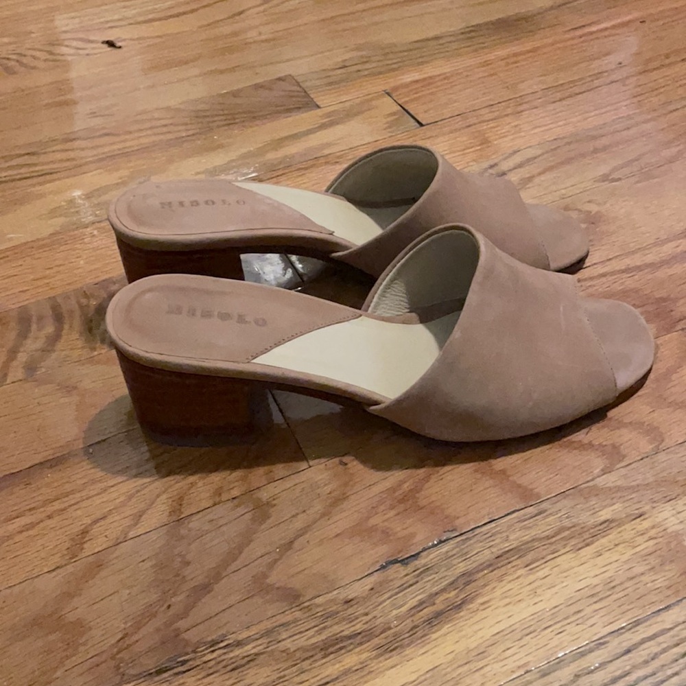 NISOLO slide sandal